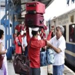 Know this rule while traveling on Indian Railways(ভারতীয় রেলওয়ে ভ্রমণ করার সময় এই নিয়মটি জেনে রাখুন)