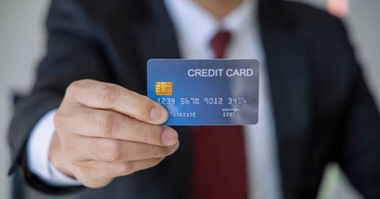 How to avoid credit card fraud(Credit Card প্রতারণা এড়াবেন কি করে)